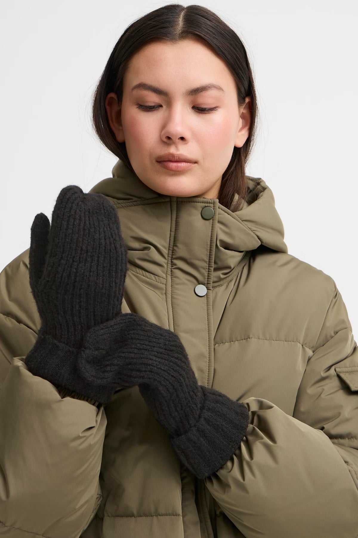 IAIVO Gloves - Black