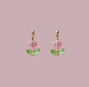 Tulip Flower Stud Earrings (Pink)