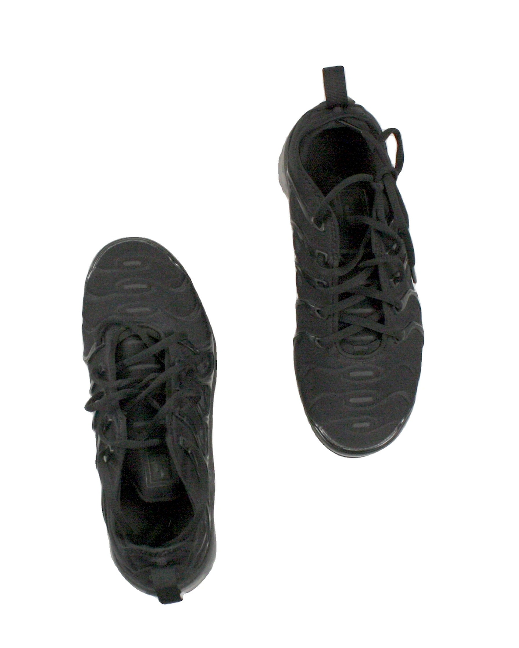 Nike Women's Black Lace-Up Closure Chunky Sole Round Toe Air Vapormax Plus Sneakers – Size 8