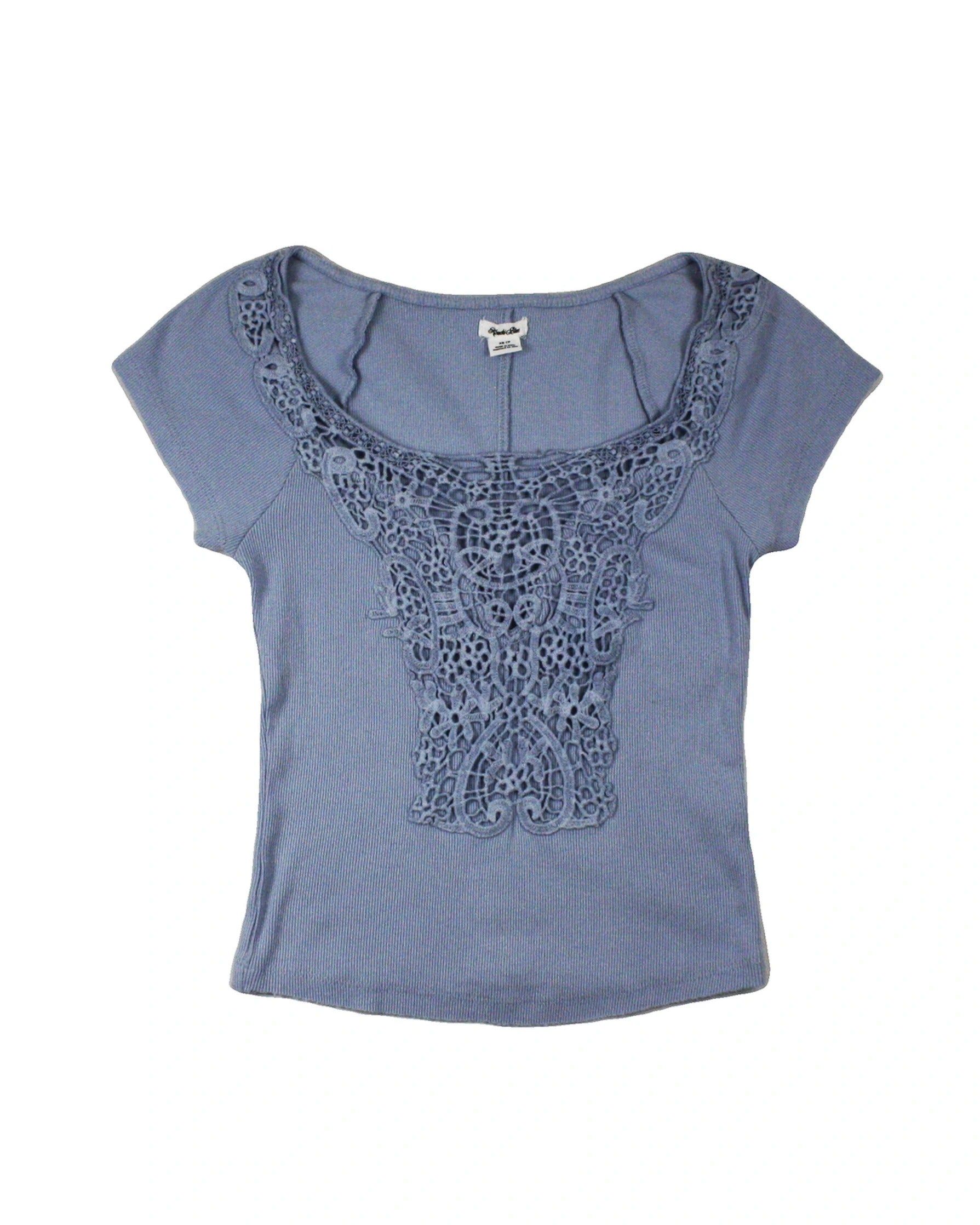 KimchiBlue Women's Blue Rib Knit Scoop Neckline Crochet Trim Stretch Fabric Short Sleeve Top – Size XS