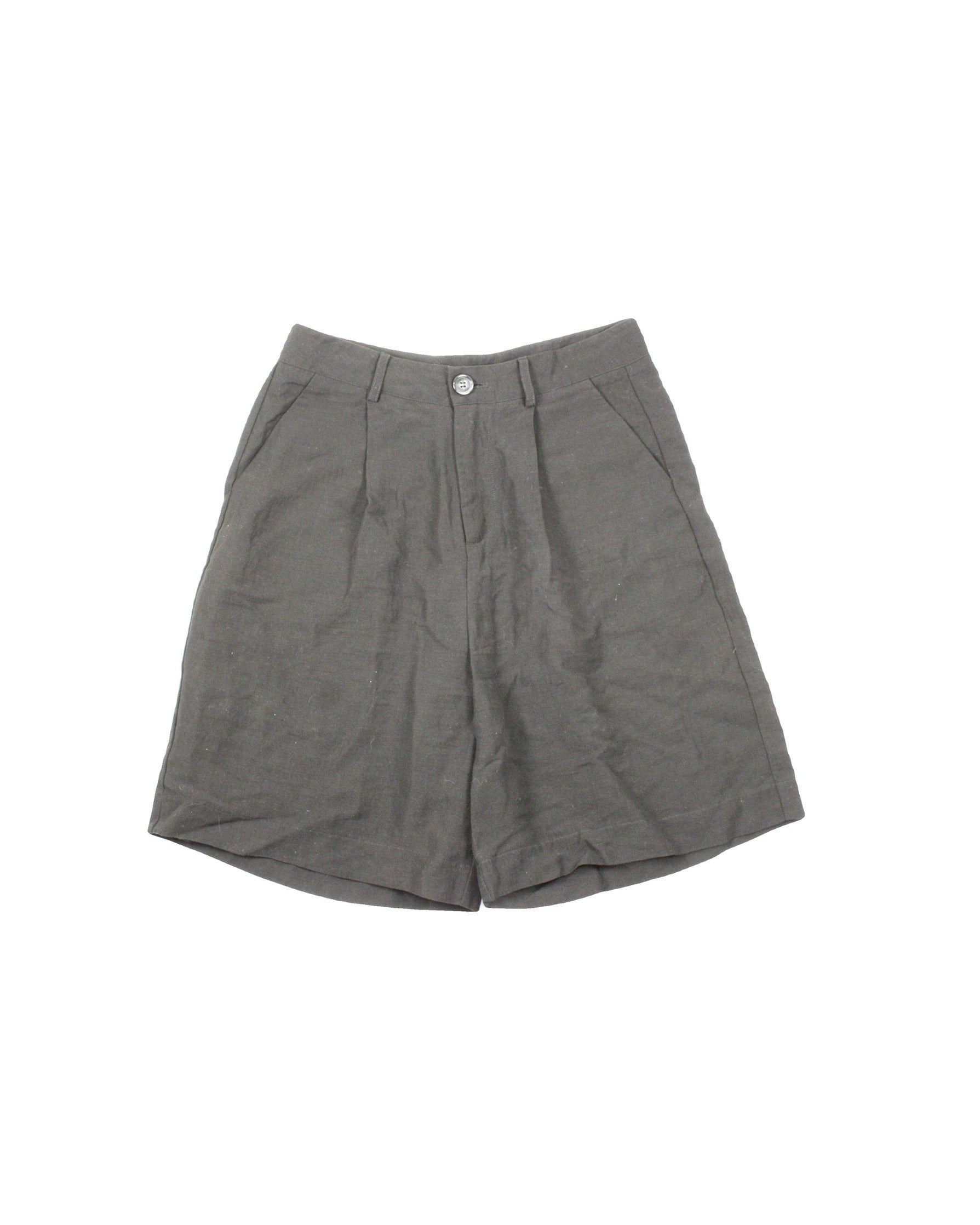 Modello Studio Women's Black Pleated Front Shorts – Size W24