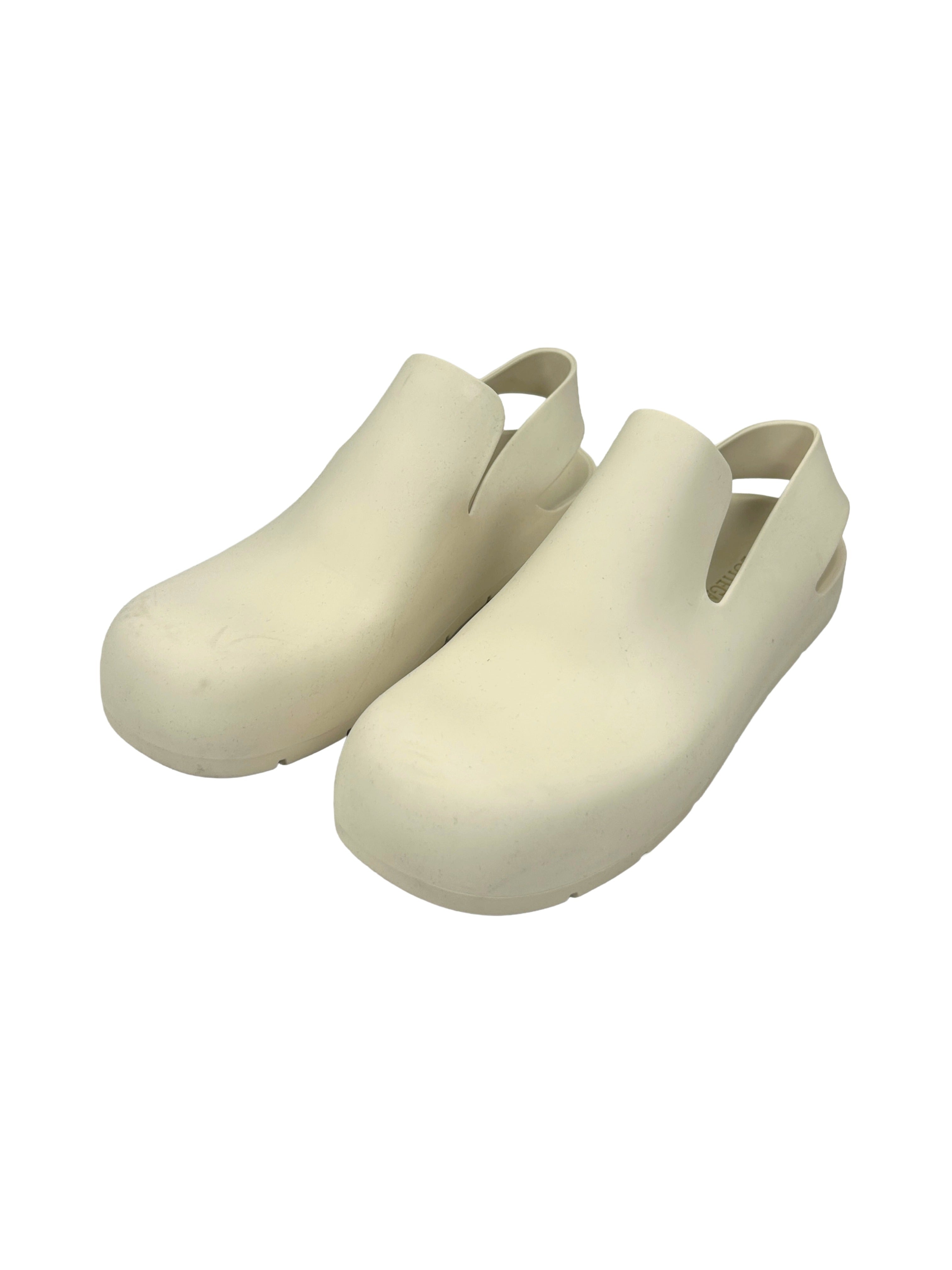 Bottega Veneta Size 36 Puddle Sandals