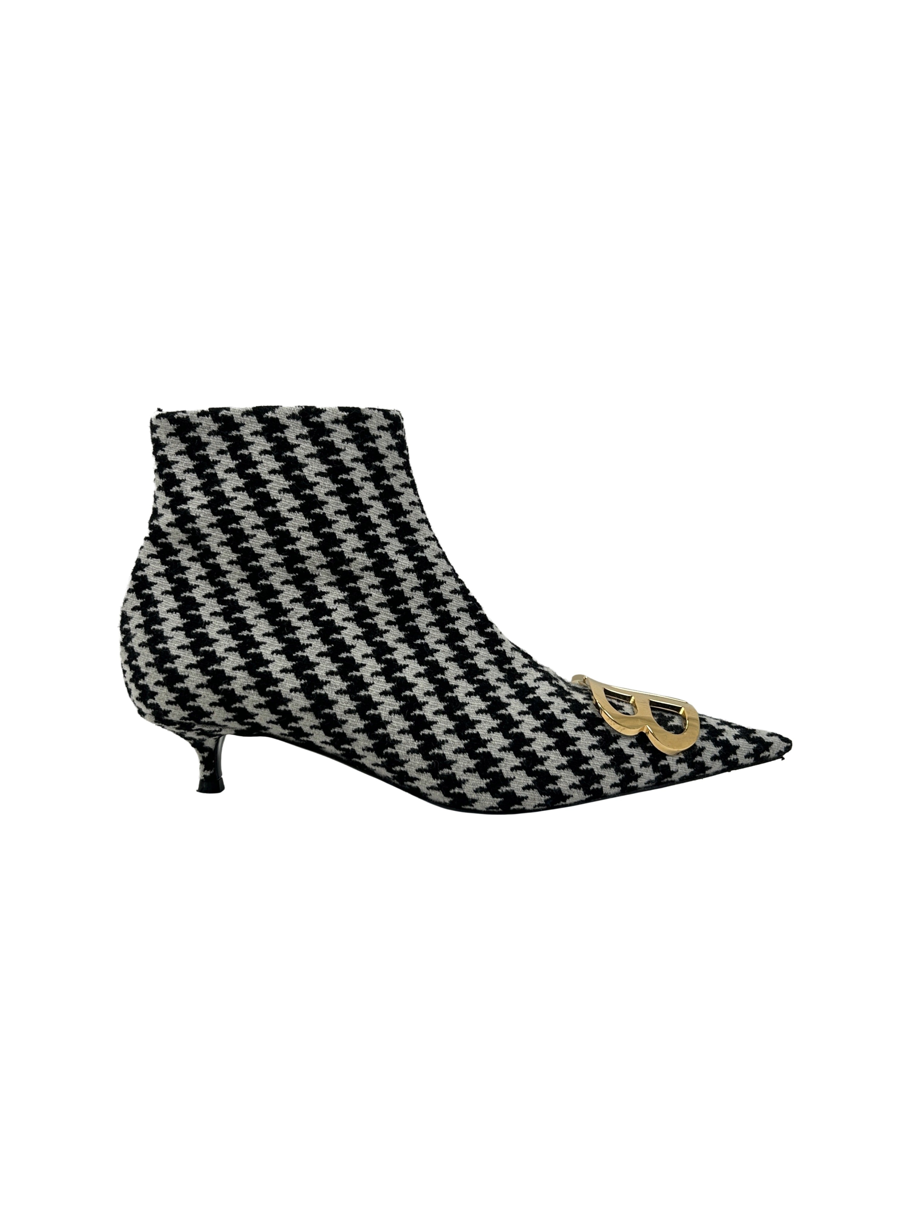 Balenciaga Size 37.5 Houndstooth BB Ankle Boots