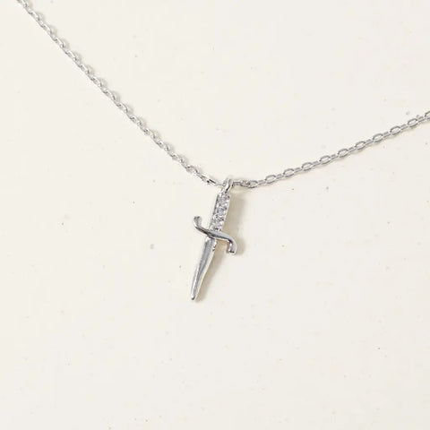 Blade Away, Necklace Silver