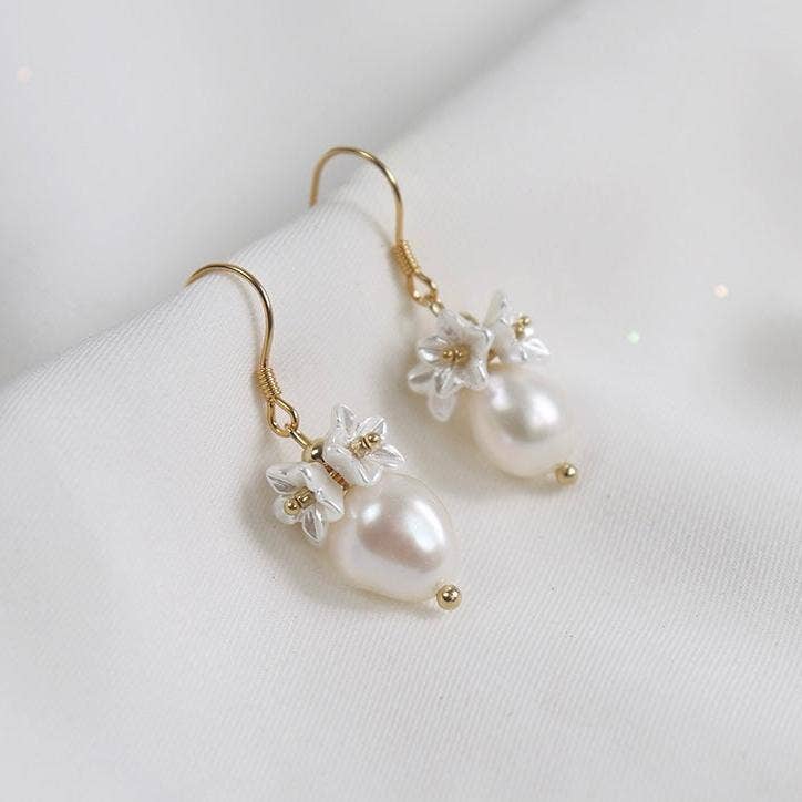 Freshwater Pearls with Flower Beads Dangle Earrings