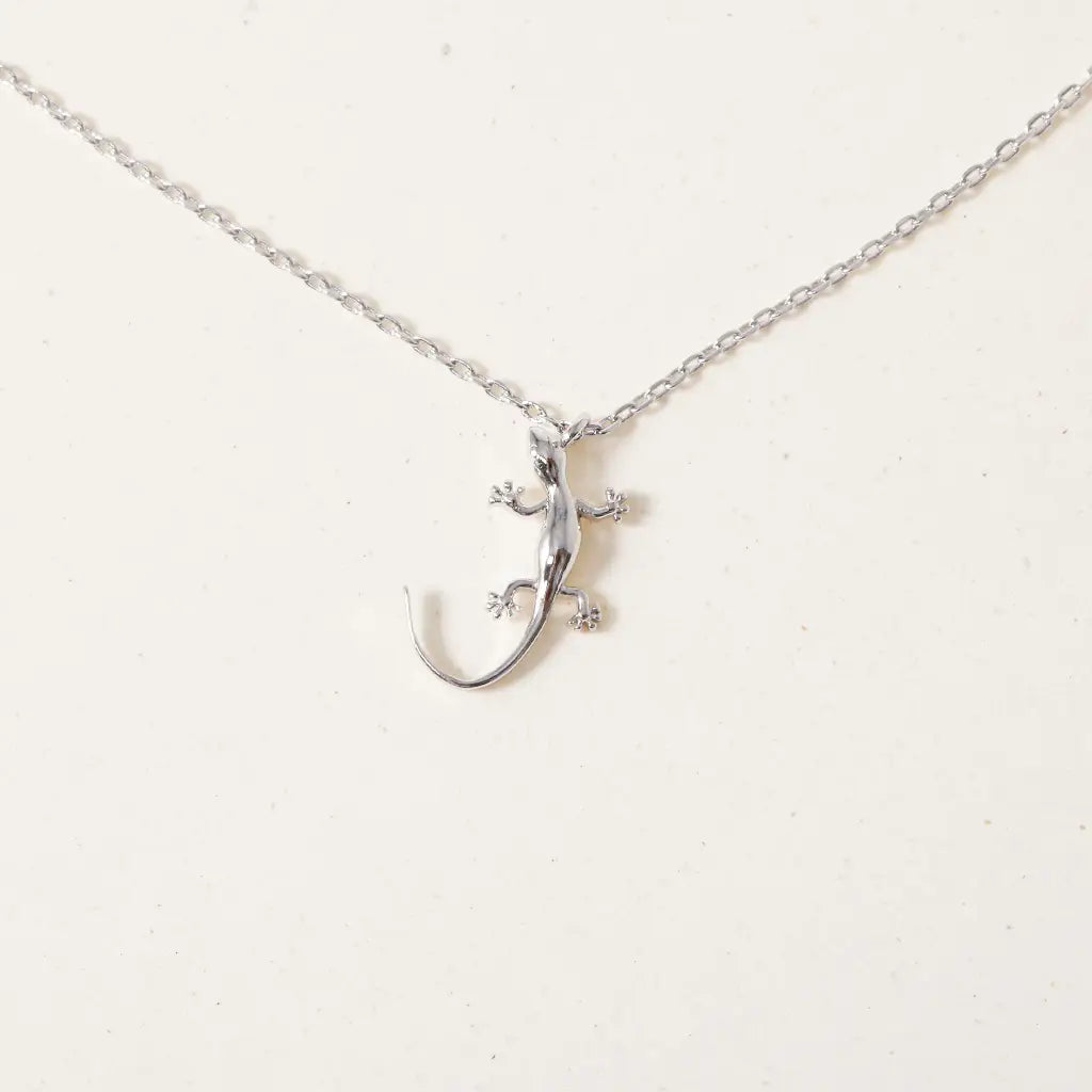 Silver Gecko Glow, Necklace